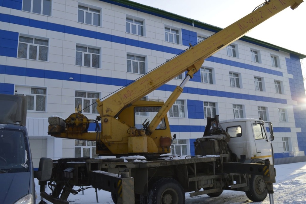 В Атяшевской районной больнице приступили к работам по внутренней отделке В Атяшевской районной больнице приступили к работам по внутренней отделке