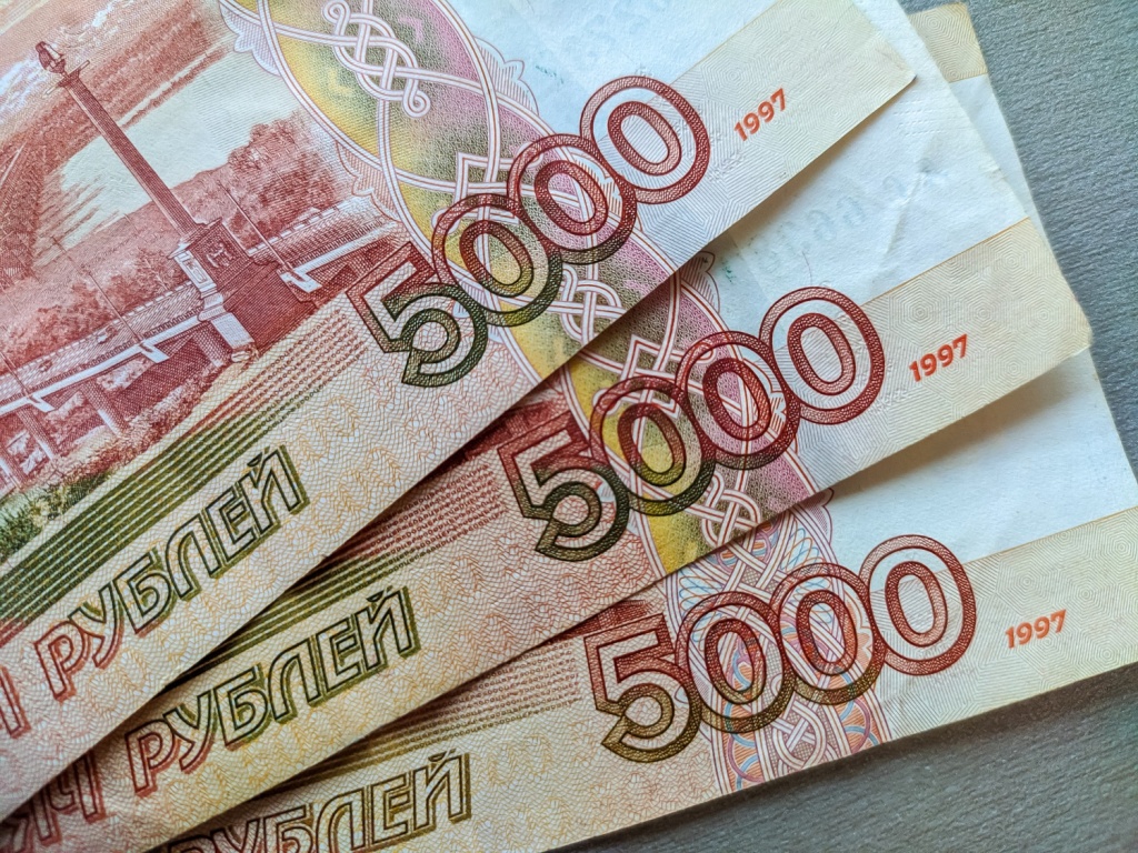 Новосибирский суд оштрафовал перевозчика за травмирование ребёнка автобусной дверью