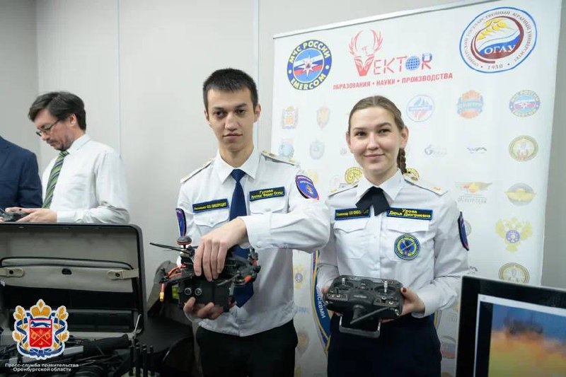 Врио губернатора Оренбуржья открыл работу Всероссийской ярмарки трудоустройства