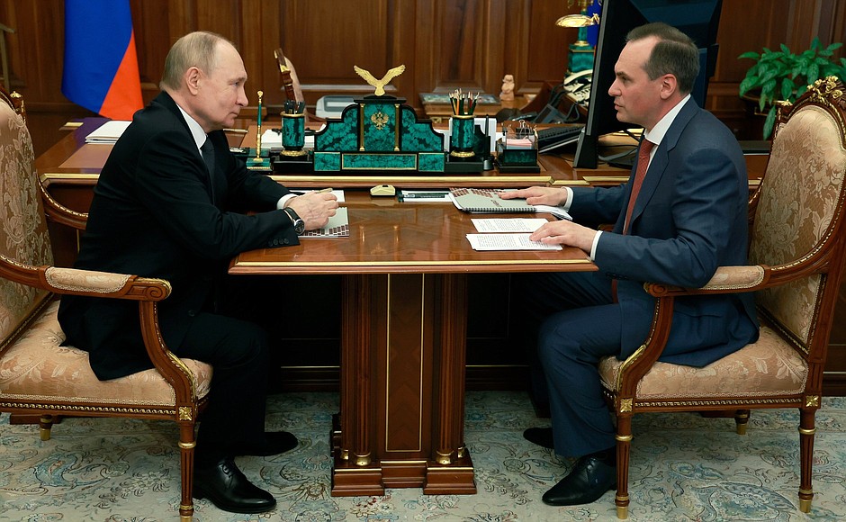 Артём Здунов рассказал Владимиру Путину о социально-экономической обстановке в Мордовии