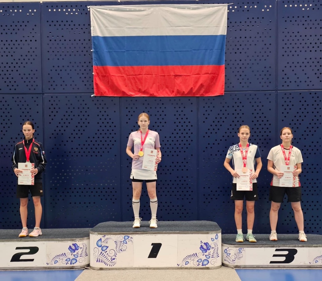 Юные звёзды бадминтона из Красноармейска завоевали подиумы на всероссийских и областных соревнованиях