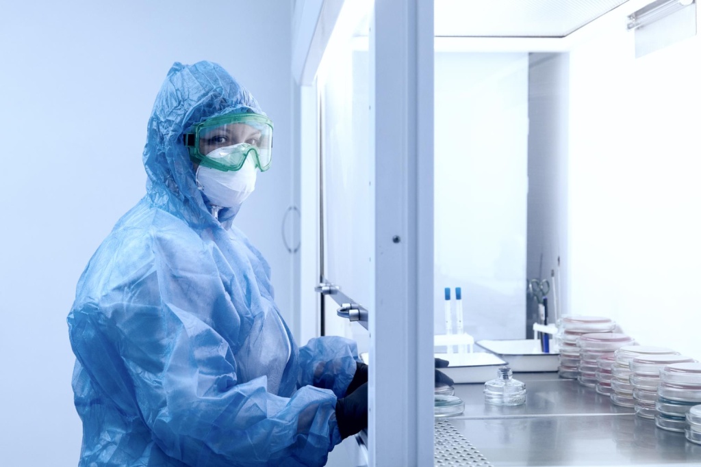 В Иркутском центре СПИД открылось подразделение вирусологии