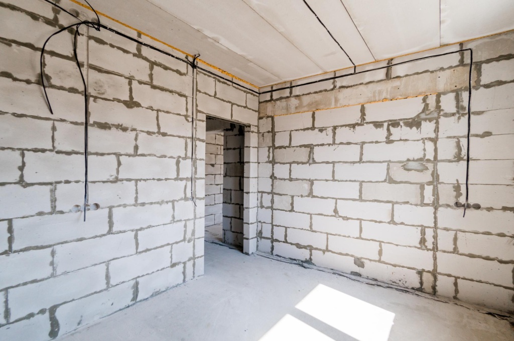 В Вашкинской центральной районной больнице ремонтируют помещение под отделение с койками для сестринского ухода