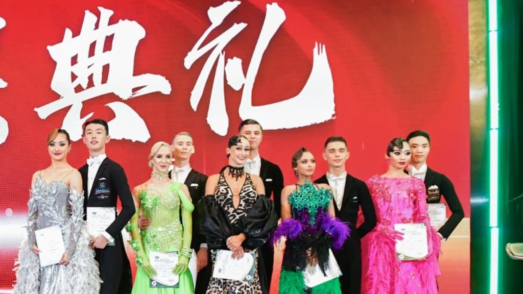 Студенты из Мордовии покоряют международную танцевальную арену: серебро в Китае и путь на чемпионат мира