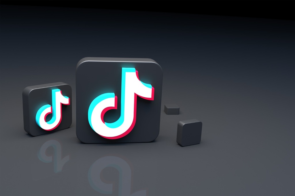Америка намерена получить много миллиардов долларов от сделки по TikTok