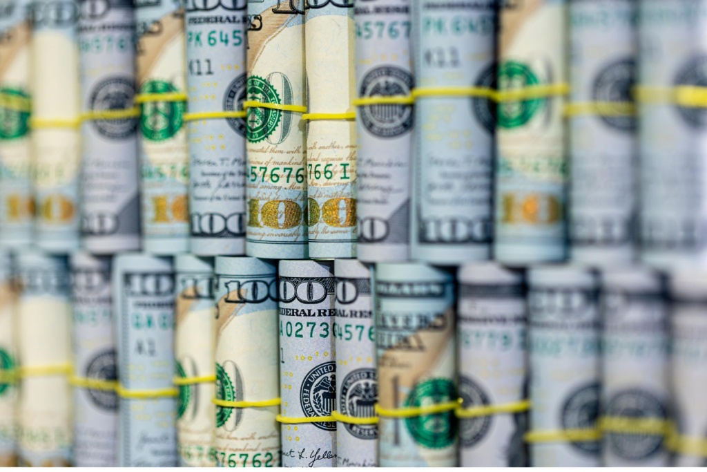 Netflix приобретает Warner Bros. за 82,7 млрд долларов